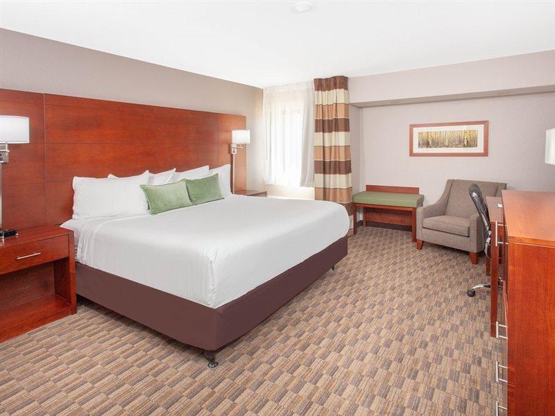 Wyndham Garden Fort Wayne Bagian luar foto