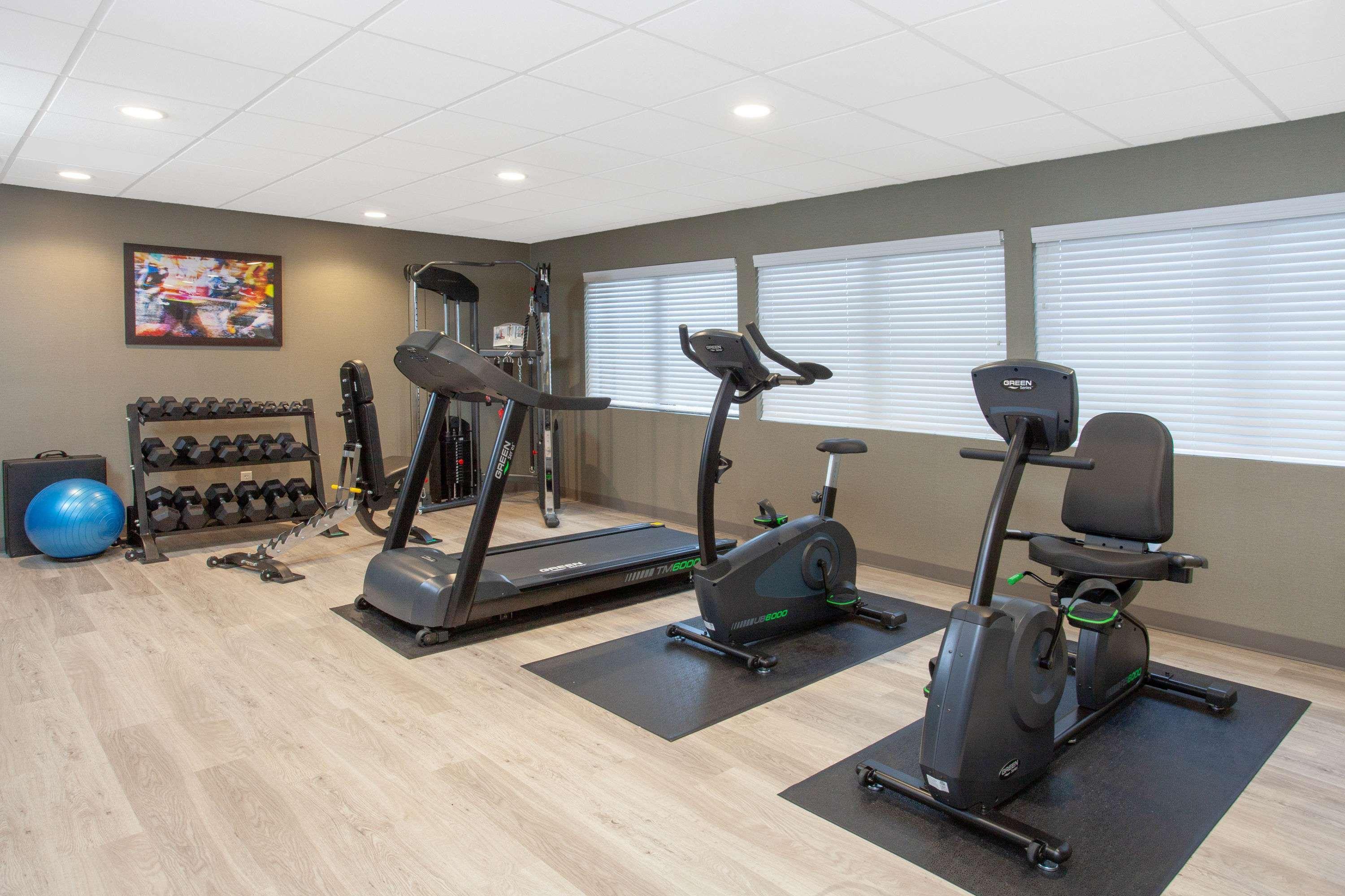 Wyndham Garden Fort Wayne Bagian luar foto