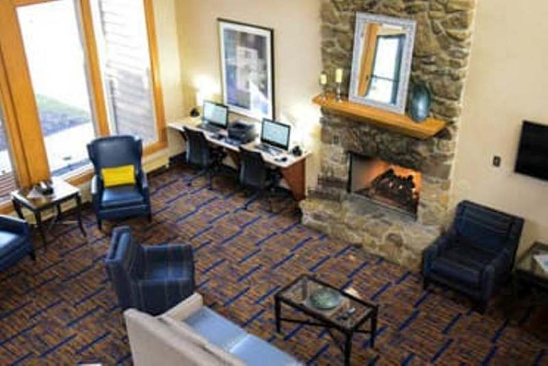 Wyndham Garden Fort Wayne Bagian luar foto